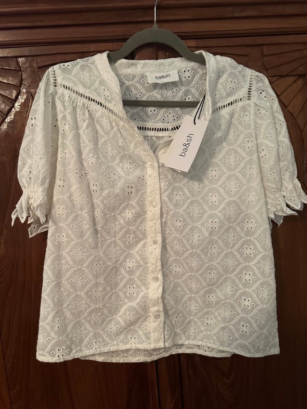 Ba&sh off-white eyelet embroidered puff-sleeve top Size 4 US (size 1 in ba&sh)